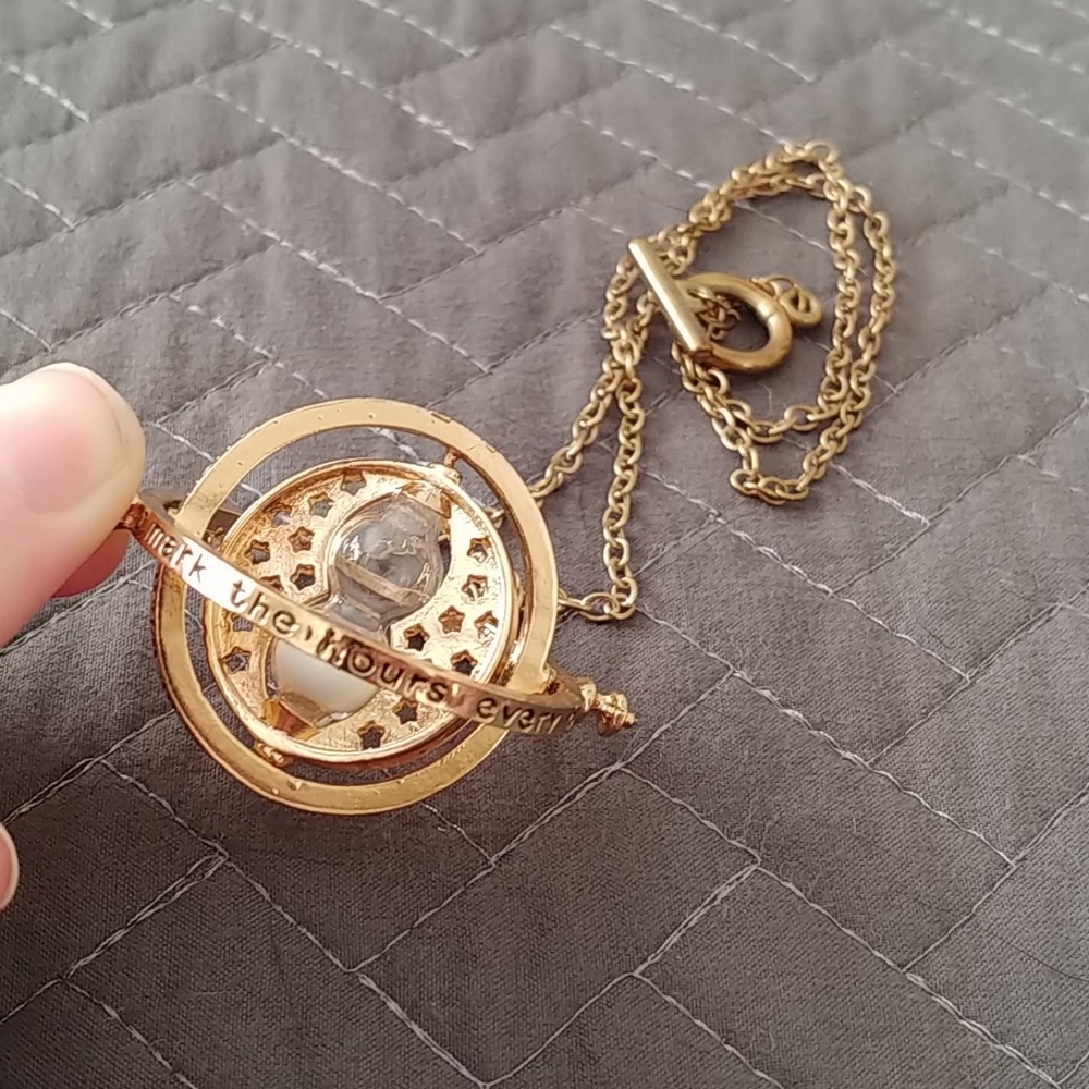 HP Time Turner Necklace - Picture 3 of 4